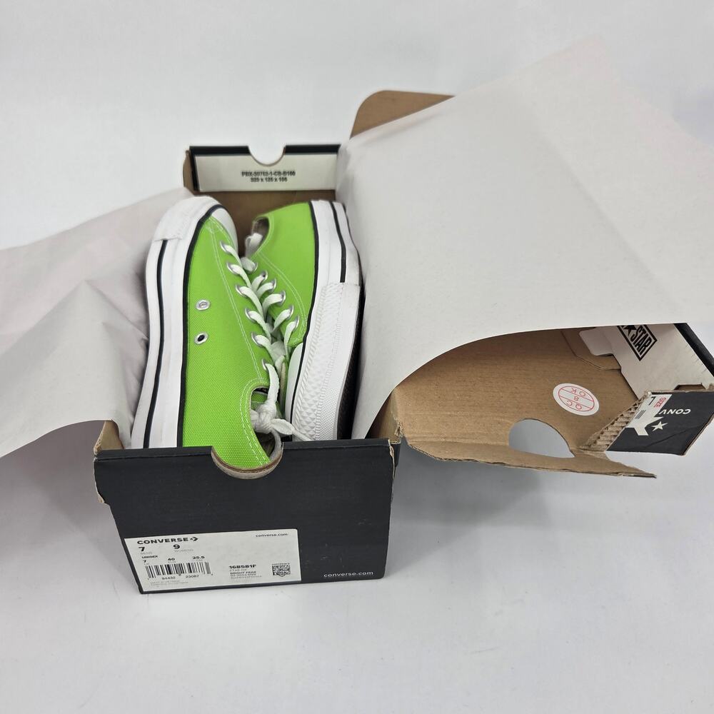 Converse Chuck Taylor Low Top Bright Pear Lime Green Sneaker Men's 7 Women's 9 - Picture 11 of 11